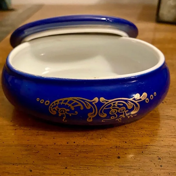 Porcelain Antique Limoges Trinket Box Oval cobalt, courting couple - Picture 4 of 6